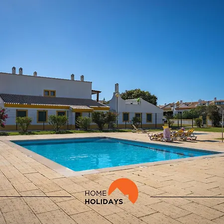 #225 Fraccao G By Holidays Apartment